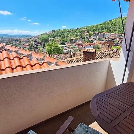 Lazarov - Luxury One And Two Bedroom Veliko Tarnovo