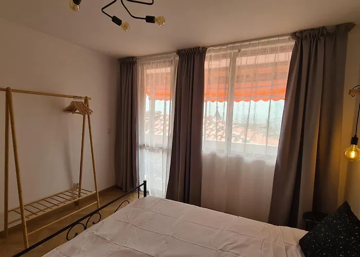 Apartment Lazarov - Luxury One And Two Bedroom *