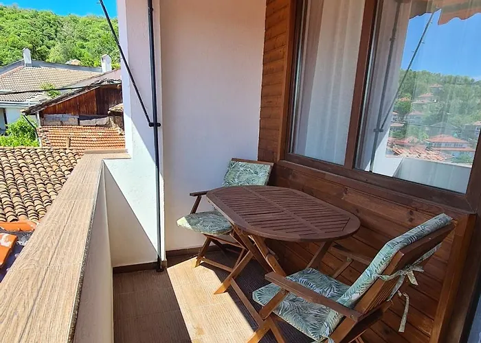 Lazarov - Luxury One And Two Bedroom Veliko Tarnovo