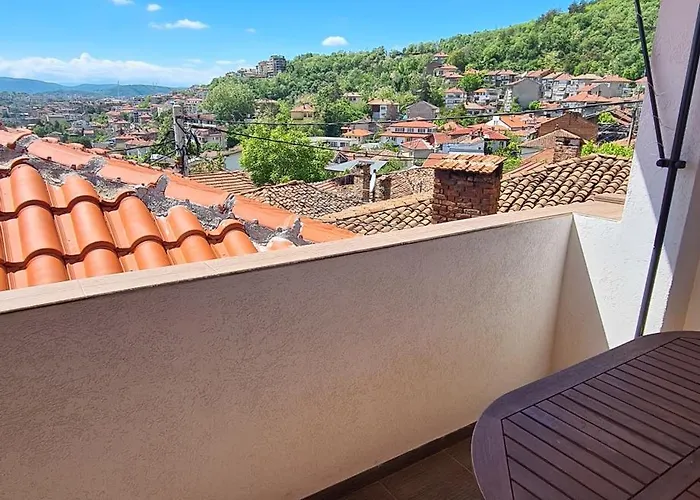 Lazarov - Luxury One And Two Bedroom Veliko Tarnovo