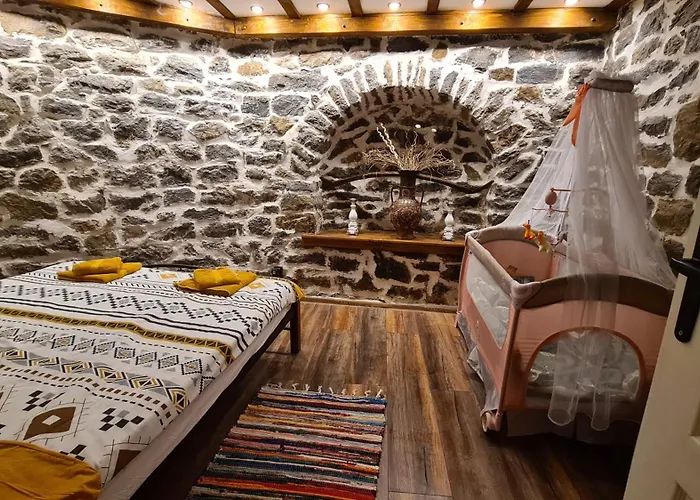 Lazarov - Luxury One And Two Bedroom *